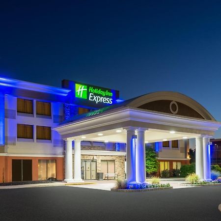 Holiday Inn Express Philadelphia Ne-Bensalem, An Ihg Hotel Bagian luar foto