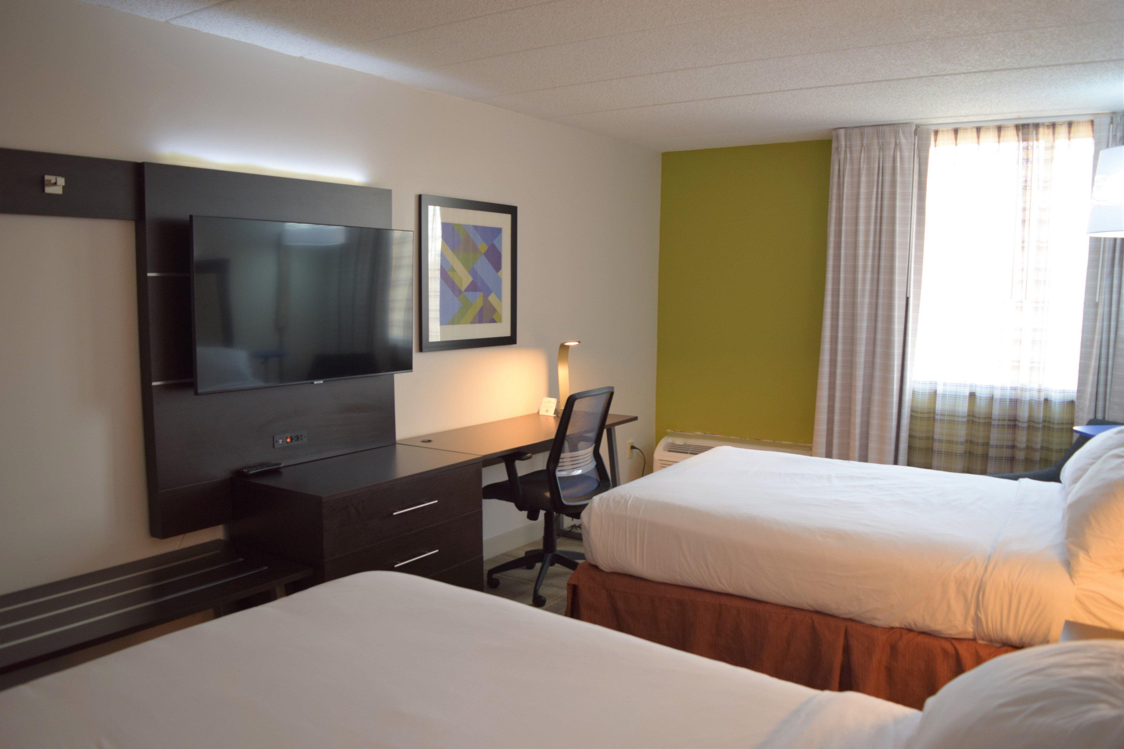 Holiday Inn Express Philadelphia Ne-Bensalem, An Ihg Hotel Bagian luar foto