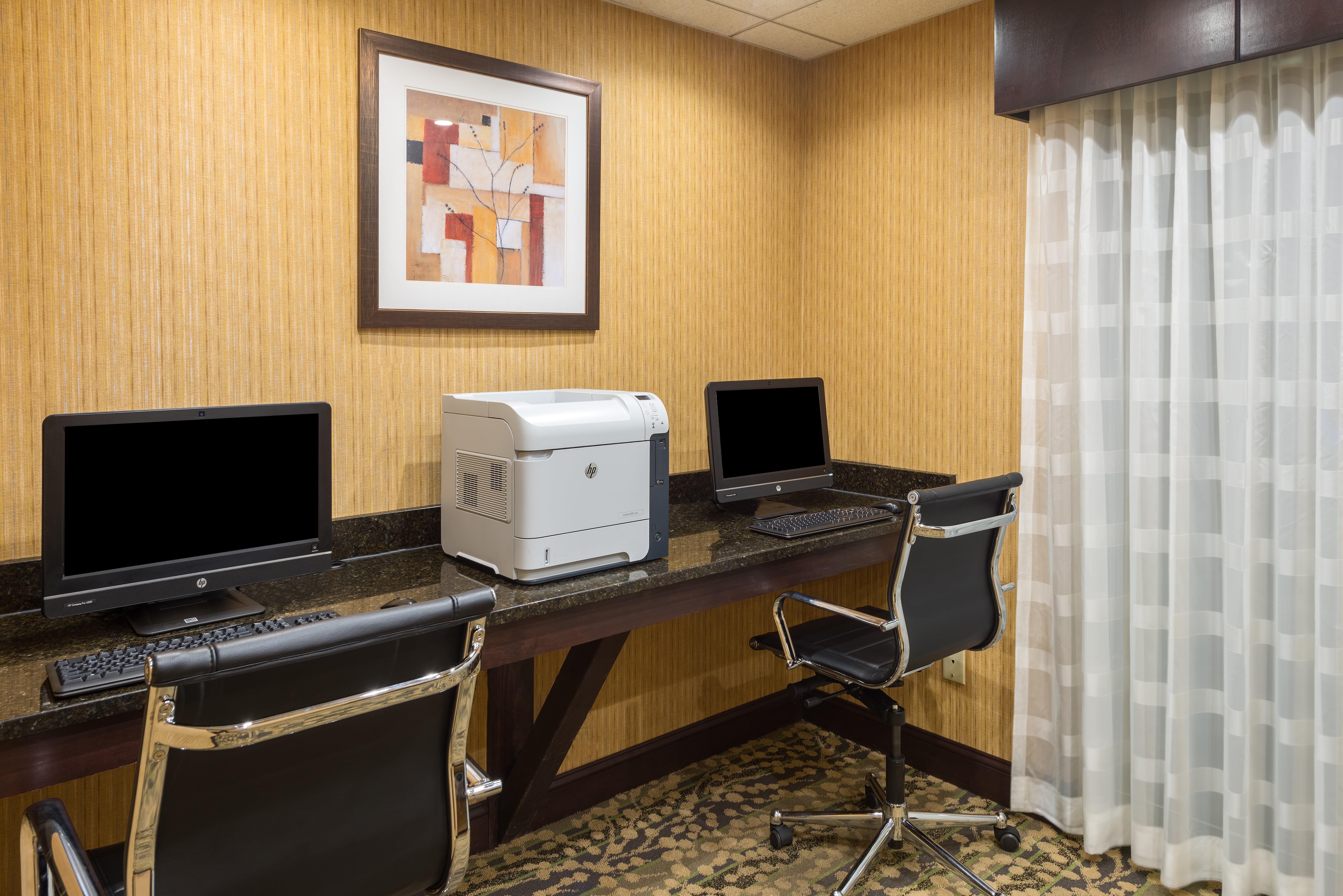 Holiday Inn Express Philadelphia Ne-Bensalem, An Ihg Hotel Bagian luar foto